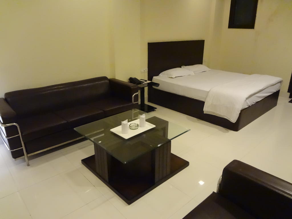 Hotel Siam International Delhi  Exterior foto